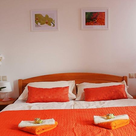 Guesthouse Pri Cebelici Lukovica pri Domzalah ภายนอก รูปภาพ